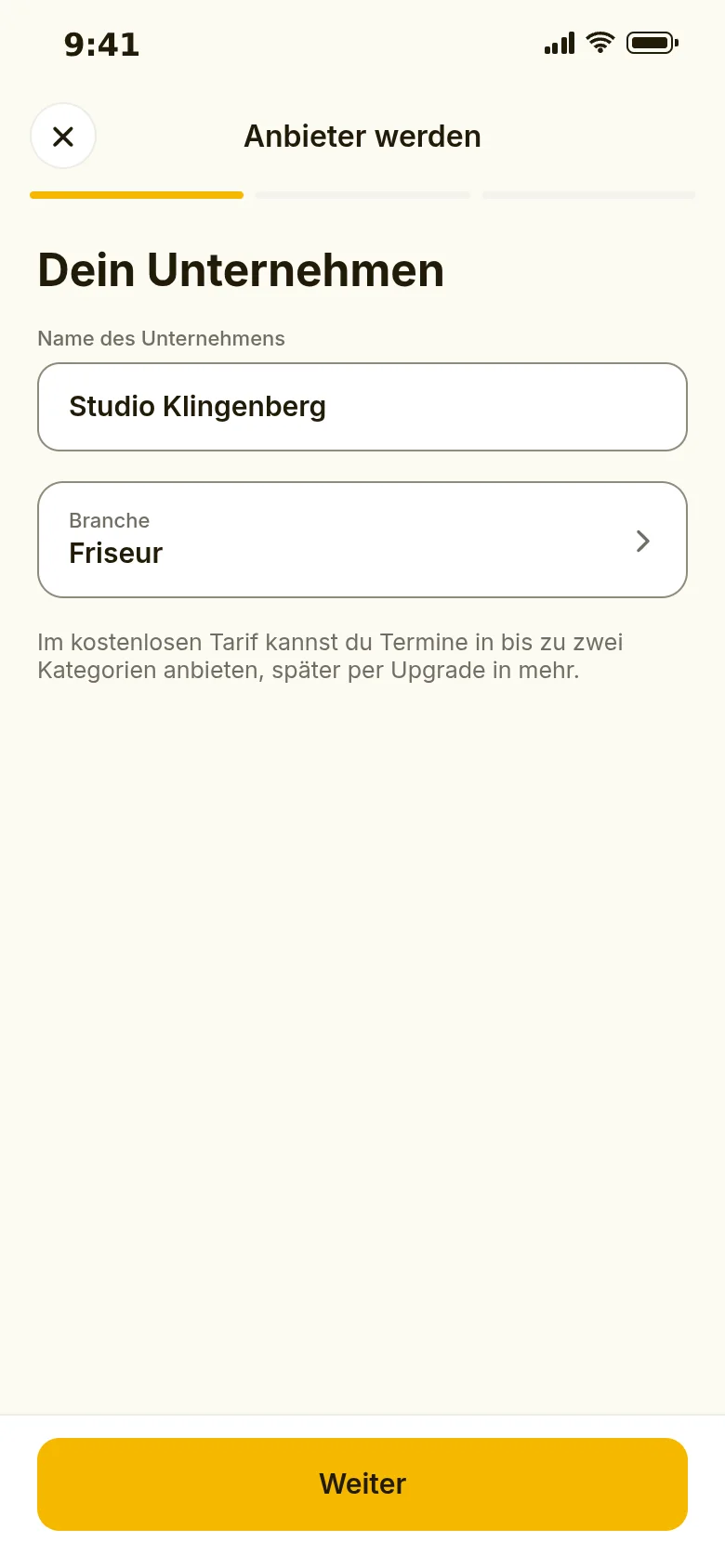 App-Screen Anbieter werden, Schritt 1 von 3: Name des Unternehmens und Branche, hier Studio Klingenberg als Friseursalon
